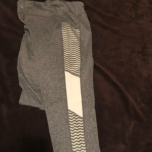 Workout Leggings with side detailing